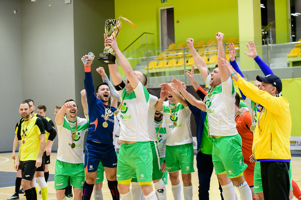 Чемпіонат БФЛ, огляд  10 туру та підсумки сезону.