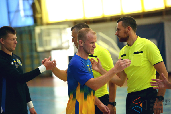 FC KHARAKTERNIK - Triolan