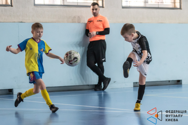 URAGAN BRO	16' - ДФК Софія 16'