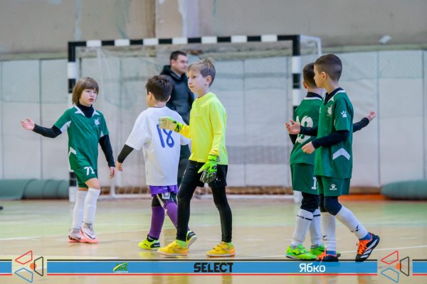 ДЮСШ-21 (241) 18' - ДЮСШ Дарниця 18'