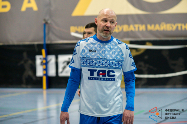 Будівельник - FC  ТАСкомбанк