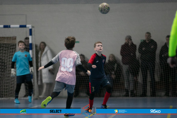 КДЮСШ Переможець-2 15' - Чемпіон Дарницька площа 15'