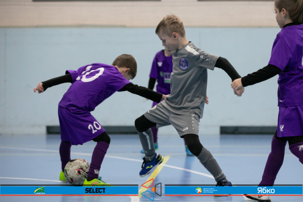 КДЮСШ Переможець (Сканді) 17' - ДЮСШ-21 Живчики 17'