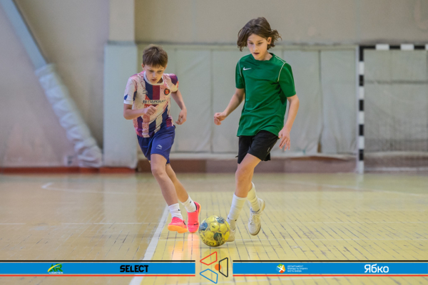 ДЮСШ Дарниця-2 13' - КДЮСШ Чемпіон-2 13'