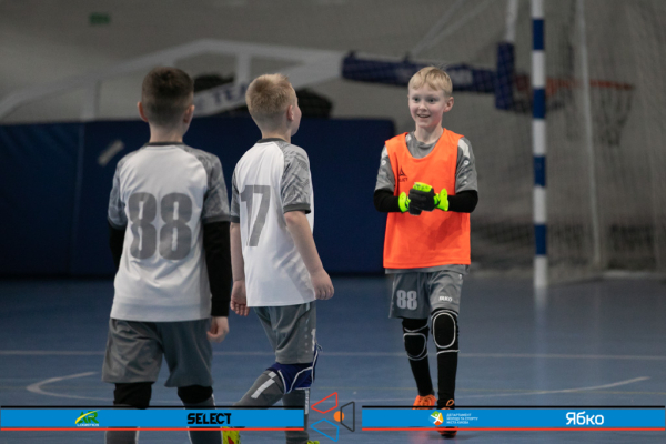 КДЮСШ Переможець 16' - КДЮСШ Переможець (197) 16'