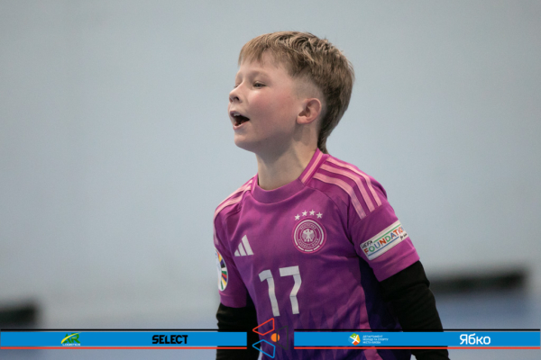 КДЮСШ Чемпіон 18' - ФК AlexTeam 18'