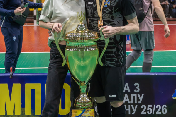 UkrCapital Trade - FC KHARAKTERNIK