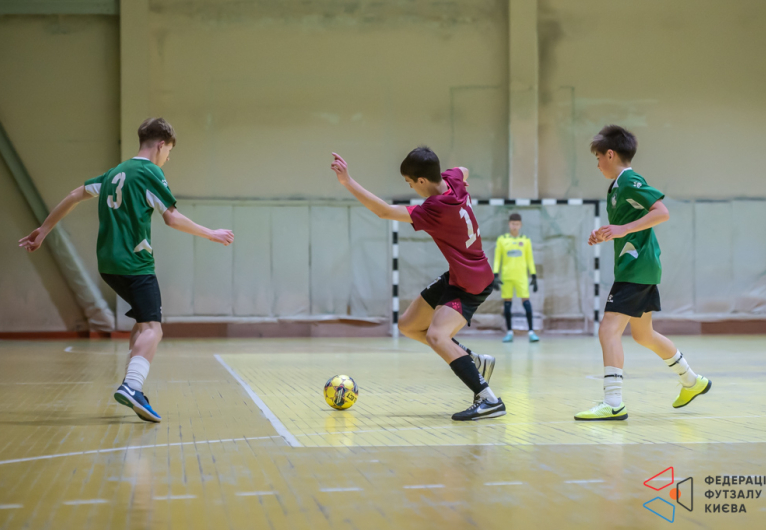 ФК Вигурівщина 09' - ДЮСШ Дарниця 10'