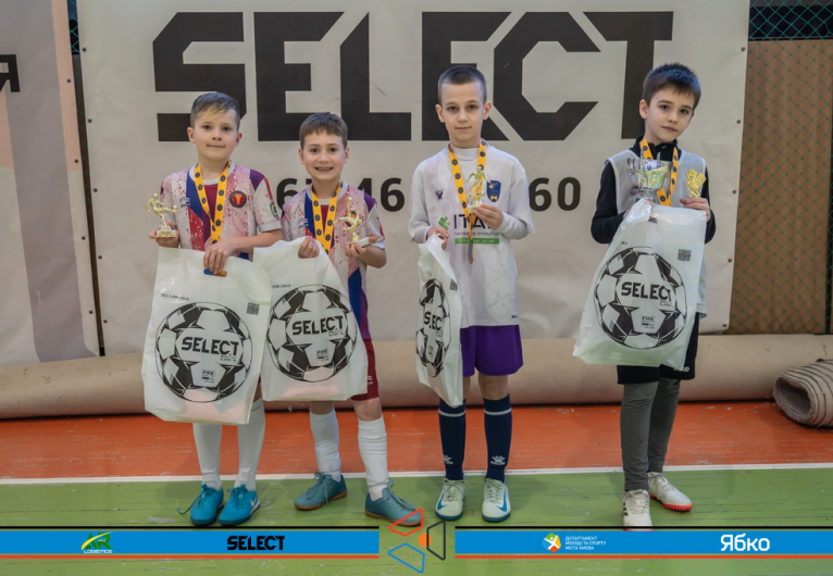 ДЮСШ-21 (241) 17' - SPORTKIDS 17'