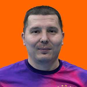 Пустовалов Євген